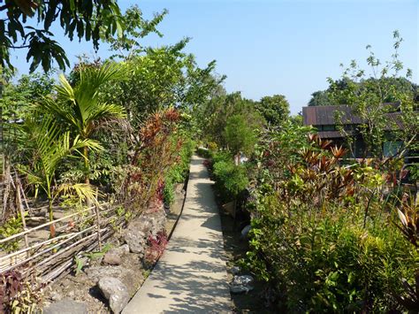Mawlynnong – Asia’s cleanest village .